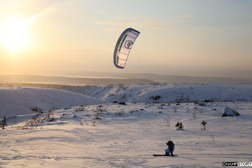 During kitesurfing, should I wear a board leash? ChampStory