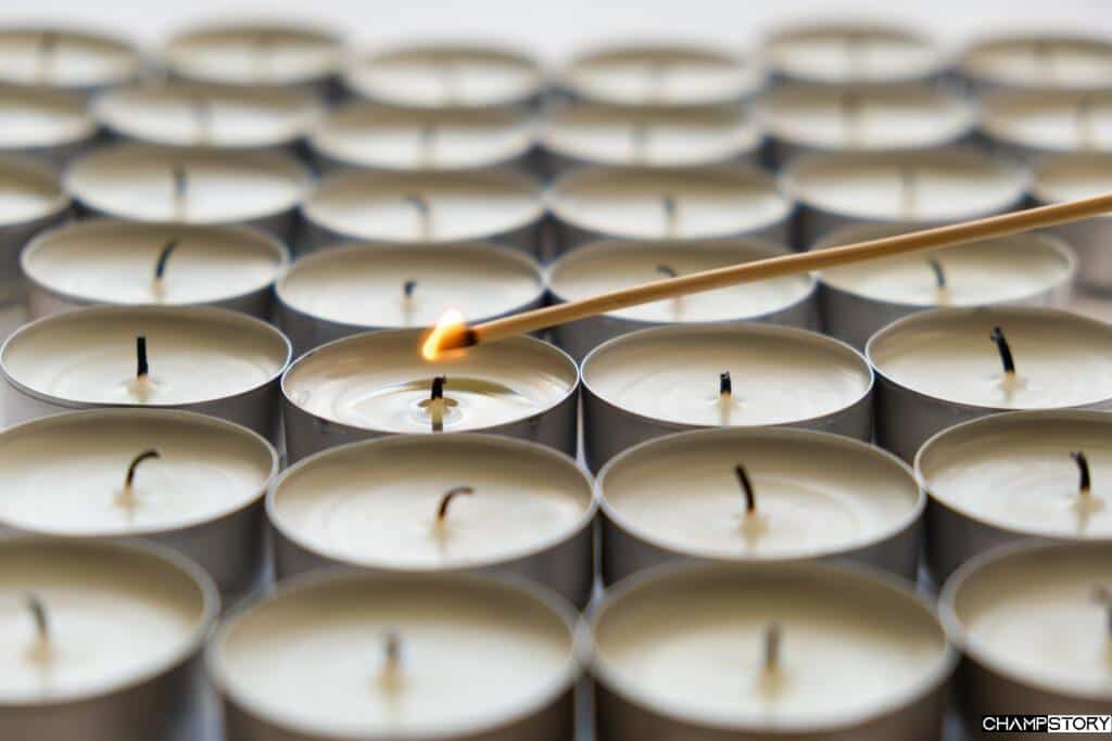 7 Key Strategies to Successfully Promote Your Candle Business on