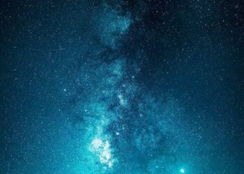 7 Must-Read Space Conspiracy Theories
