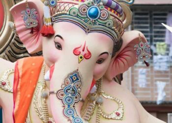 Ganesh Chaturthi 2024: Top 5 Famous Ganpati Pandals Across India