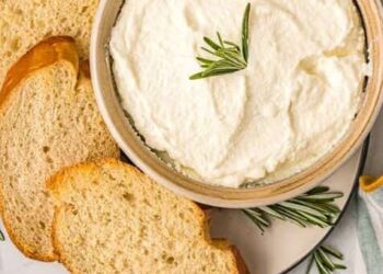 How To Make Cheese Spread At Home in 10 Minutes.