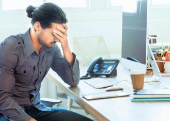 Top 5 tips for managing migraine at office
                              
                              Published by Livemint | 09 Sep 2024