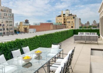 This $19.5M NYC penthouse that Scarlett Johansson once toured is selling in an all-cash deal