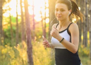 Top 5 tips to stay healthy
                              
                              Published by Livemint | 20 Sep 2024