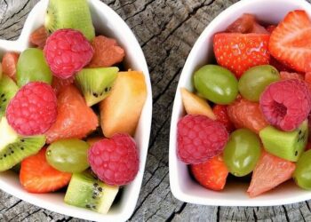 Fruits that are good on an empty stomach
                              
                              Published by Livemint | 17 Sep 2024