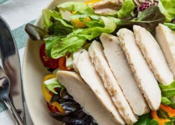 6 lean protein foods you should eat
                              
                              Published by Livemint | 12 Sep 2024