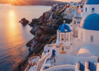 ​10 Heritage Sites You Must Visit In Greece This Winter​