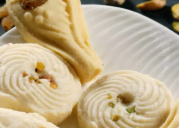 On A Weight Loss Diet Bengali Sandesh Is The Best Dessert, Here's Why