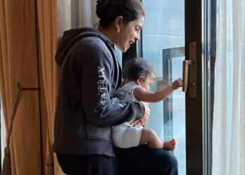 Mom-Daughter Priyanka Chopra, Malti Marie's 10 Adorable Moments That Tickle The Heart