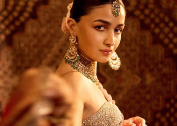 Navratri 2024: Alia Bhatt-Inspired Saree Blouse Designs For 9 Day Festivities
