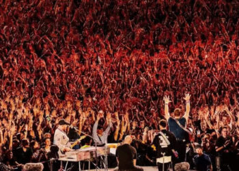 Going To Abu Dhabi For The Coldplay Concert? Visit These Places Too