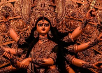 Top 6 cities to experience Durga Puja in 2024
                              
                              Published by Livemint | 29 Sep 2024