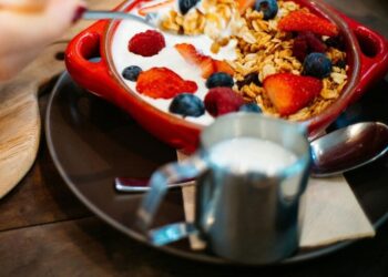 5 healthy breakfast options
                              
                              Published by Livemint | 15 Sep 2024