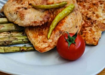 8 reasons to choose low-carb diet for better healt …
                              
                              Published by Livemint | 20 Sep 2024