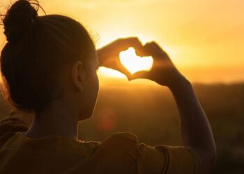 5 best foods for heart health
                              
                              Published by Livemint | 11 Sep 2024