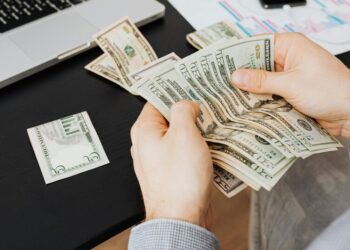 5 factors that determine personal loan interest ra …
                              
                              Published by Livemint | 25 Sep 2024