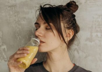 5 drinks for better digestive health
                              
                              Published by Livemint | 27 Sep 2024
