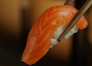 5 omega-3 rich foods to promote health and fitness
                              
                              Published by Livemint | 12 Sep 2024