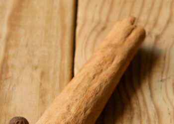 6 health benefits of cinnamon
                              
                              Published by Livemint | 18 Sep 2024