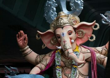 6 Ganesh Pandals to visit in Bangalore
                              
                              Published by Livemint | 08 Sep 2024
