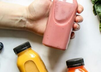 5 easy homemade detox drinks for weight loss
                              
                              Published by Livemint | 12 Sep 2024