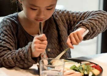 7 healthy foods for kids for weight gain
                              
                              Published by Livemint | 13 Sep 2024