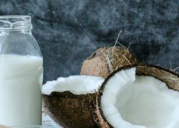 7 reasons to include coconut milk in your diet
                              
                              Published by Livemint | 19 Sep 2024