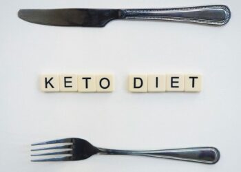 Top 5 health benefits of a keto diet
                              
                              Published by Livemint | 24 Sep 2024