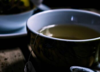 Green tea benefits: 7 perks of drinking it daily
                              
                              Published by Livemint | 26 Sep 2024