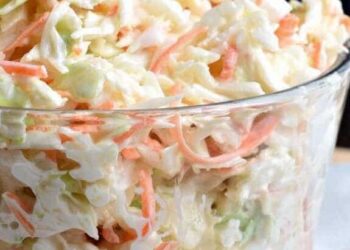 How To Make Coleslaw Salad In 15 Minutes