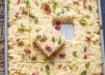 Diwali 2024: Make Delicious Kalakand in Just 20 Minutes