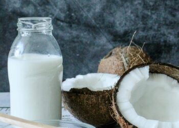 5 Amazing Health Benefits of Coconut Milk