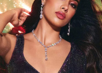 Janhvi Kapoor Turns Into Ultimate Patakha For Manish Malhotra's Diwali Bash