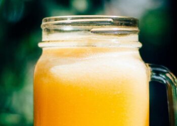 Orange Juice benefits: 6 bonus of drinking it dail …
                              
                              Published by Livemint | 01 Oct 2024
