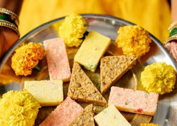 5 homemade sweets for your Diwali celebrations
                              
                              Published by Livemint | 26 Oct 2024