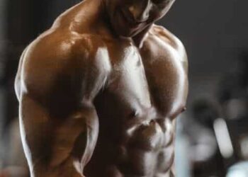 5 Essential Tips to Build Strong Muscles in Just One Month