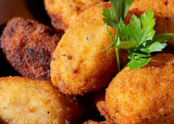 How to Make Cauliflower (Gobi) Tots as a Healthy Snack