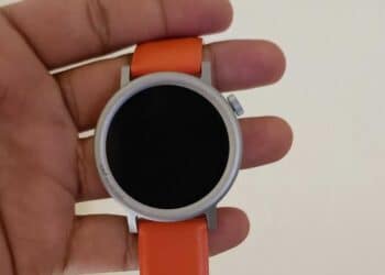 Top 5 smartwatches under  ₹ …
                              
                              Published by Livemint | 04 Nov 2024
