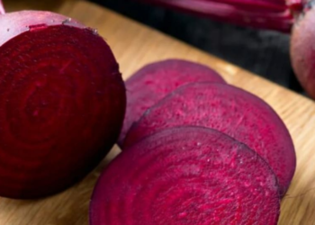5 amazing benefits of beetroot
                              
                              Published by Livemint | 27 Nov 2024