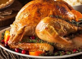 5 low-carb Thanksgiving recipes that are full of f …
                              
                              Published by Livemint | 26 Nov 2024