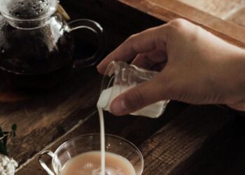 5 best replacements for milk tea
                              
                              Published by Livemint | 21 Nov 2024