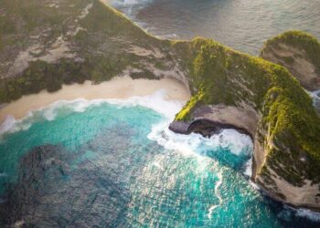 5 cheap island destinations from India
                              
                              Published by Livemint | 18 Nov 2024