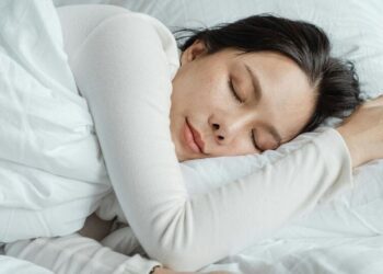 5 tips to optimize your sleep patterns
                              
                              Published by Livemint | 18 Nov 2024