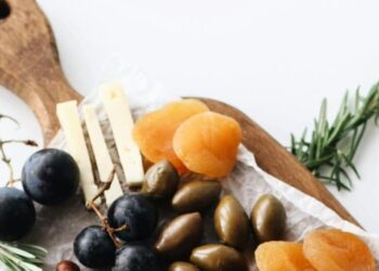 5 must try food items during winter season
                              
                              Published by Livemint | 21 Nov 2024