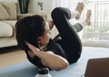 5 beginner-friendly workouts you can do at home
                              
                              Published by Livemint | 19 Dec 2024