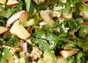 Make Kale and Apple Salad in 5 Simple Steps