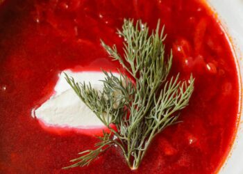 How to Make Beetroot Soup at Home