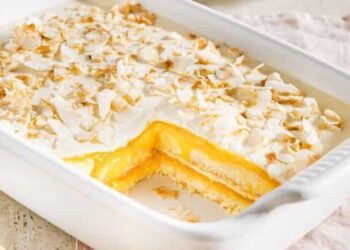 How to Make a Delicious Mango Tiramisu (Mangomisu)