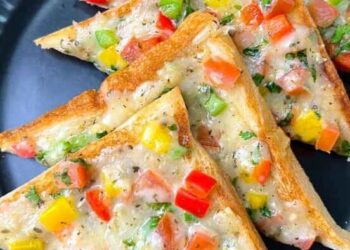 Quick and Easy Pizza Toast Recipe for Snack Time