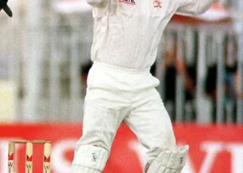 Players with Most Consecutive Tests At Home